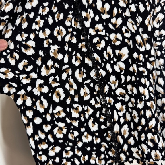 Saltwater Luxe Black & White Animal Print Boho Kimono Cardigan Medium - Picture 6 of 13